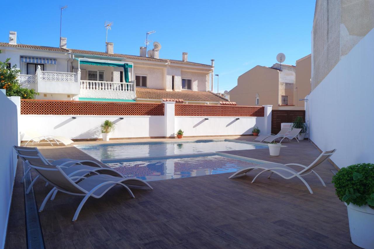 Apartamentos El Abuelo Torrevieja Exterior foto