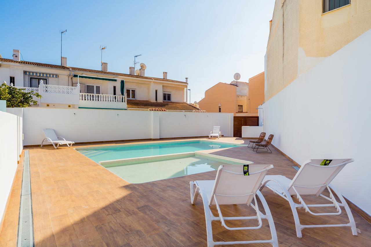 Apartamentos El Abuelo Torrevieja Exterior foto